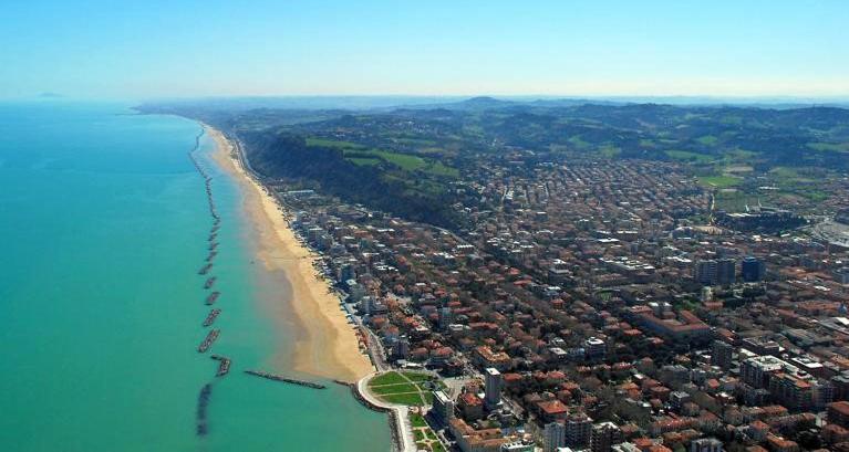 Appartamenti Pesaro Mare Ledimar 外观 照片